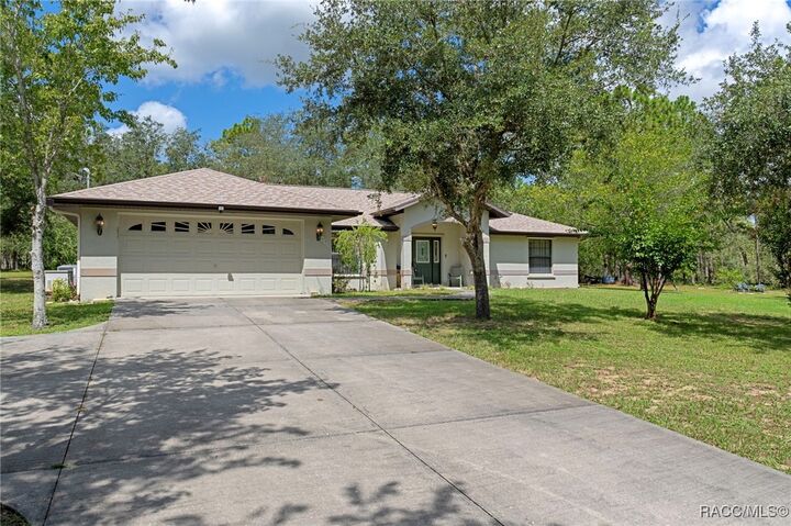 Property Photo: 655 N Heathrow Drive FL 34461