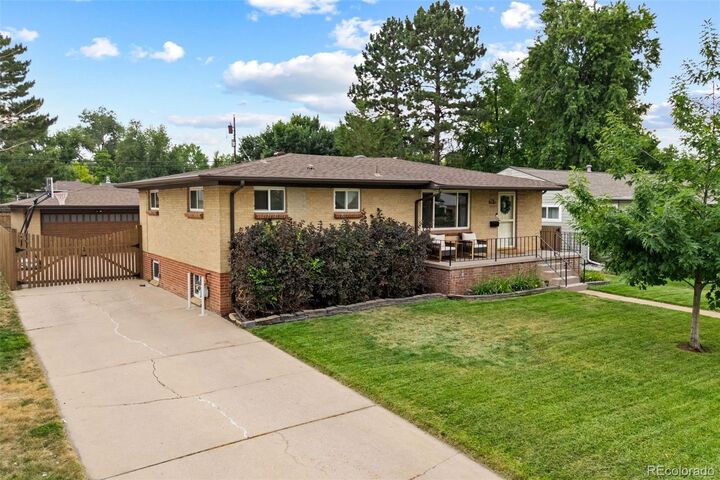 Property Photo:  4710 S Washington Street  CO 80113 