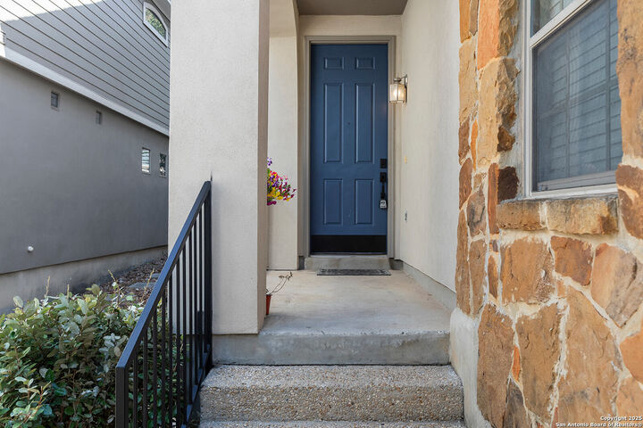 Property Photo:  1227 Whitby Tower  TX 78258 