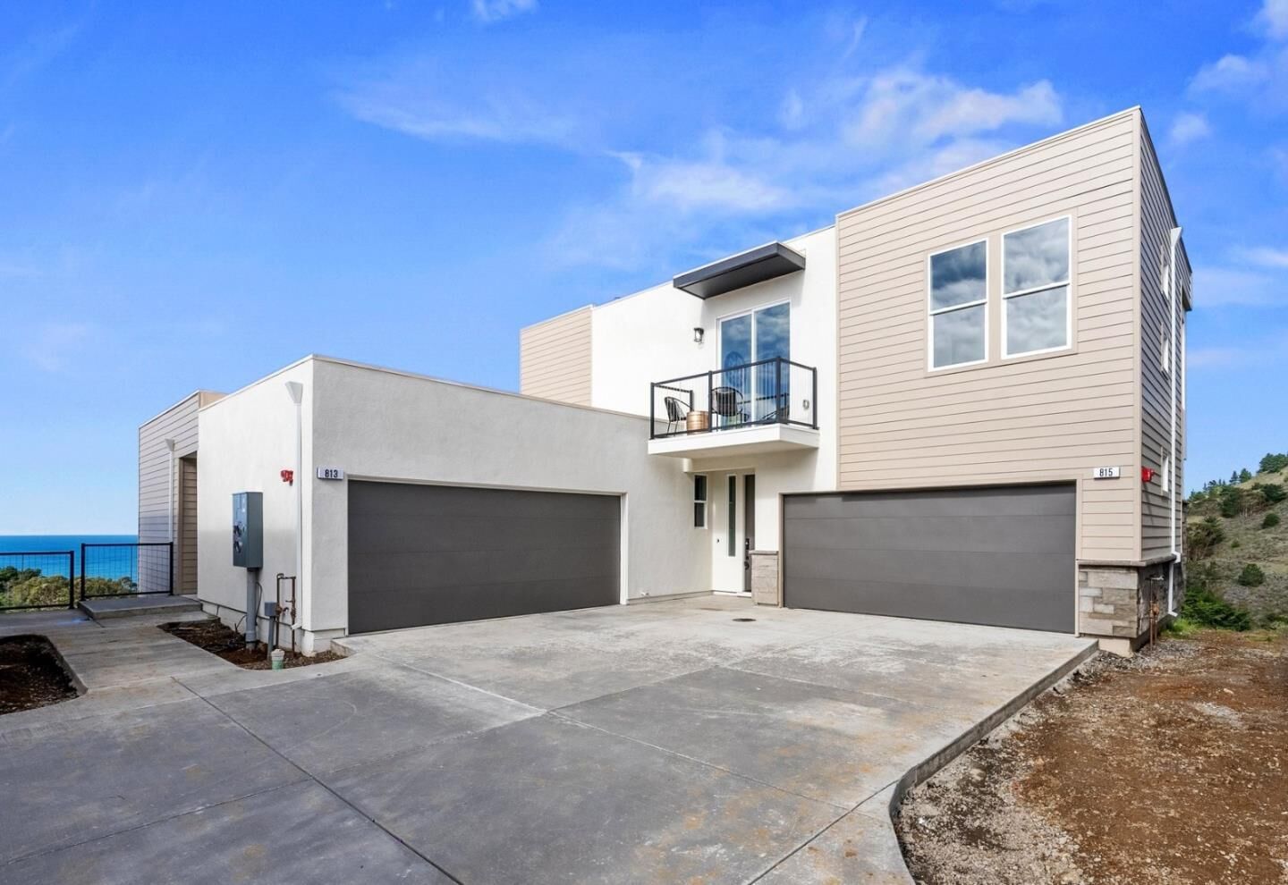 Property Photo: 811 Fassler Avenue CA 94044