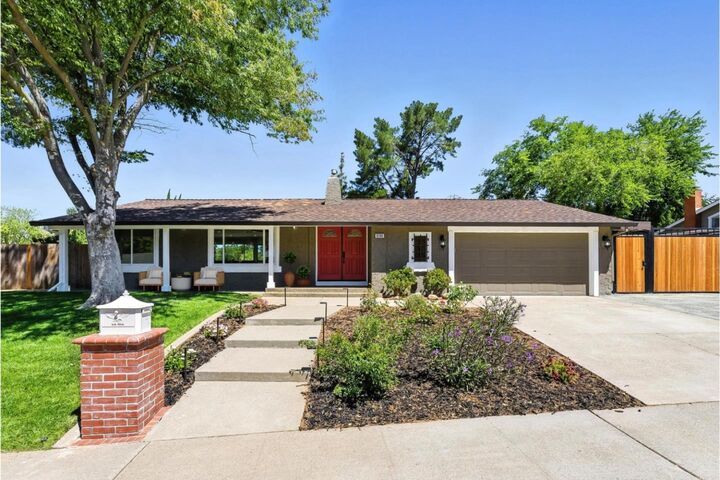 Property Photo:  5701 Lewis Way  CA 94521 