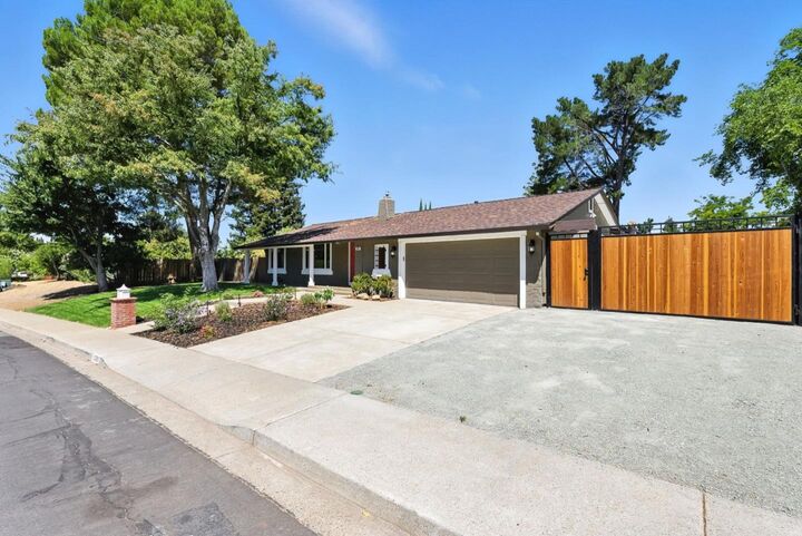 Property Photo: 5701 Lewis Way CA 94521