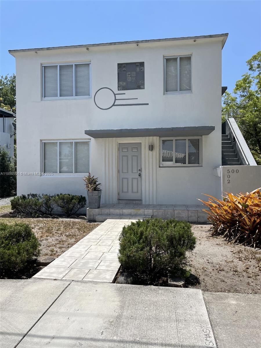 Property Photo:  500 NE 70th St 2nd Floor  FL 33138 