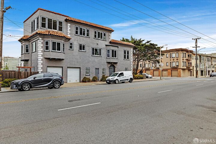 Property Photo: 5600 Fulton Street CA 94121