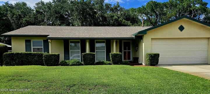 Property Photo:  1426 Turnesa Drive  FL 32780 