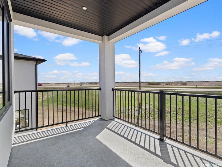 Property Photo: 134 Mazurek Crescent SK S7V 1S1