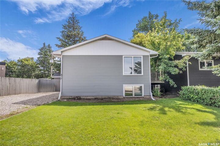 Property Photo:  217 Boyd Street  SK S7N 2C8 