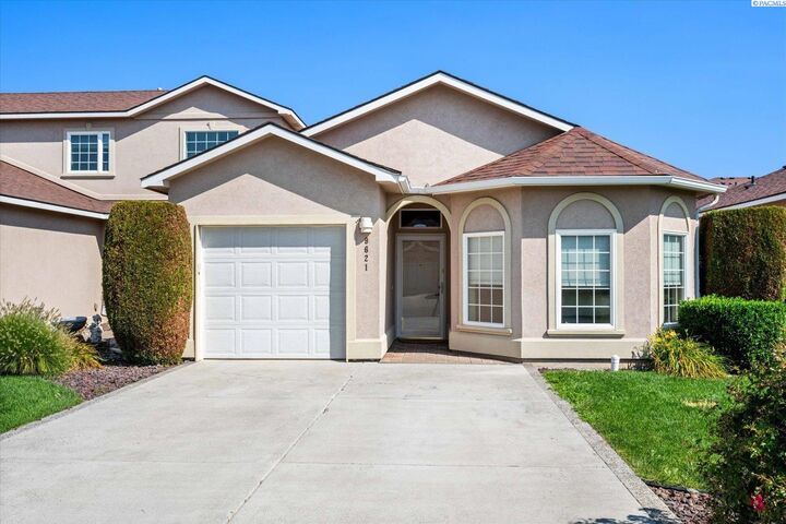 Property Photo:  9621 Mia Lane 1  WA 99301 