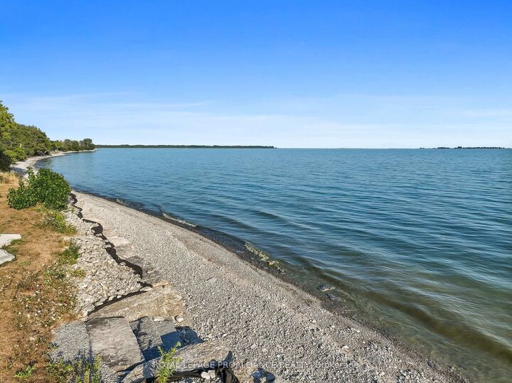 Property Photo:  263 Lakeshore Road  ON K0K 1H0 