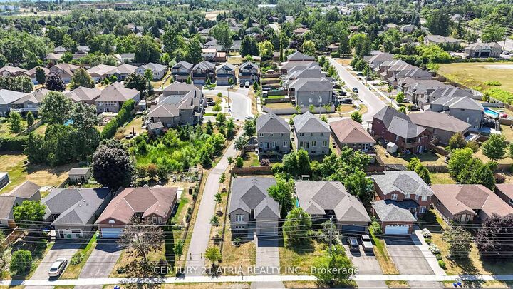 Property Photo:  793 Spillsbury Drive  ON K9K 1K9 