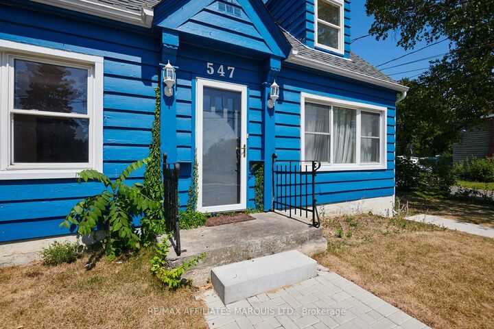 Property Photo:  547 Fifth Street E  ON K6H 2M6