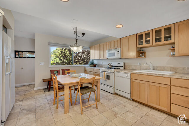 Property Photo:  115 Davis Ct  UT 84060 