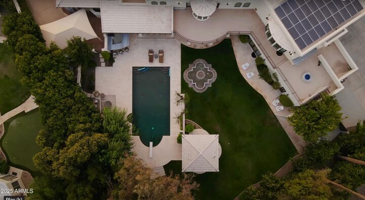 Property Photo: 6611 N 64th Place AZ 85253