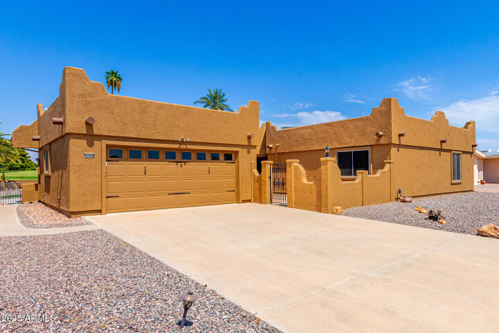 11114 W Palmeras Drive W  Sun City AZ 85373 photo