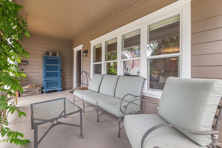 Property Photo:  421 University Street  CA 95448 