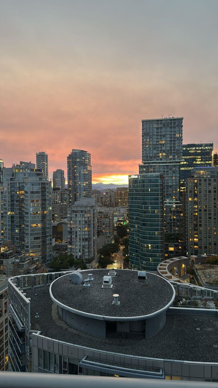 233 Robson Street 3301  Vancouver BC V6B 0E8 photo