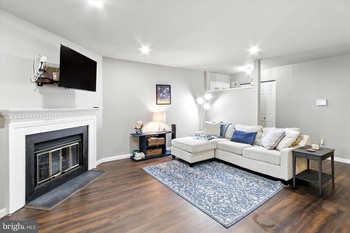 Property Photo:  168 Valley Greene Cr 168  PA 19610 