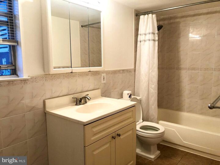 Property Photo:  54 Garden View Terrace 8  NJ 08520 
