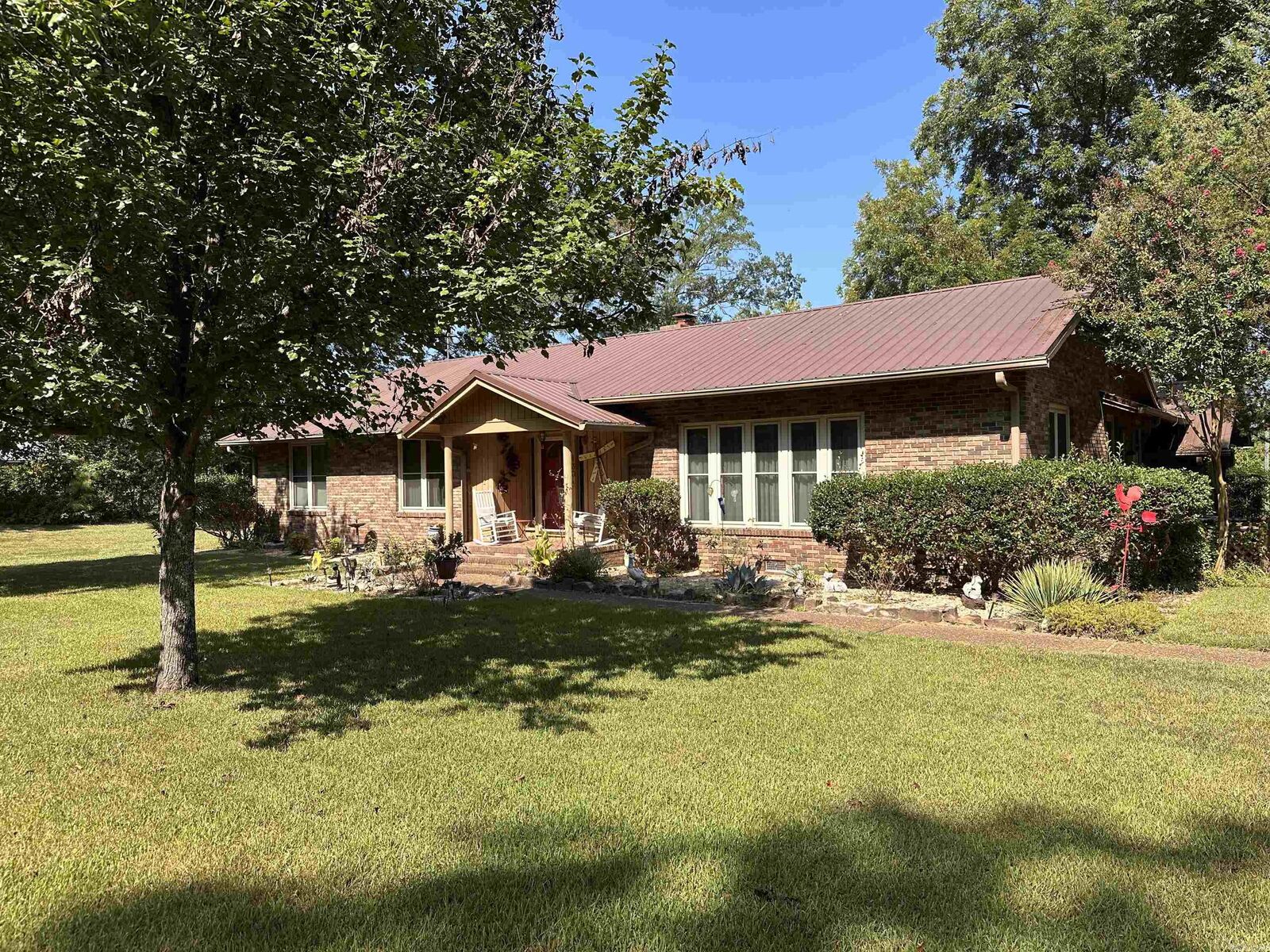 Property Photo:  130 S 6th Street  AR 71764 