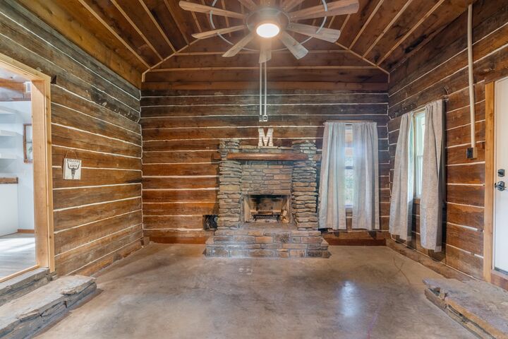 Property Photo:  2430 Cr 3611  AR 72846 