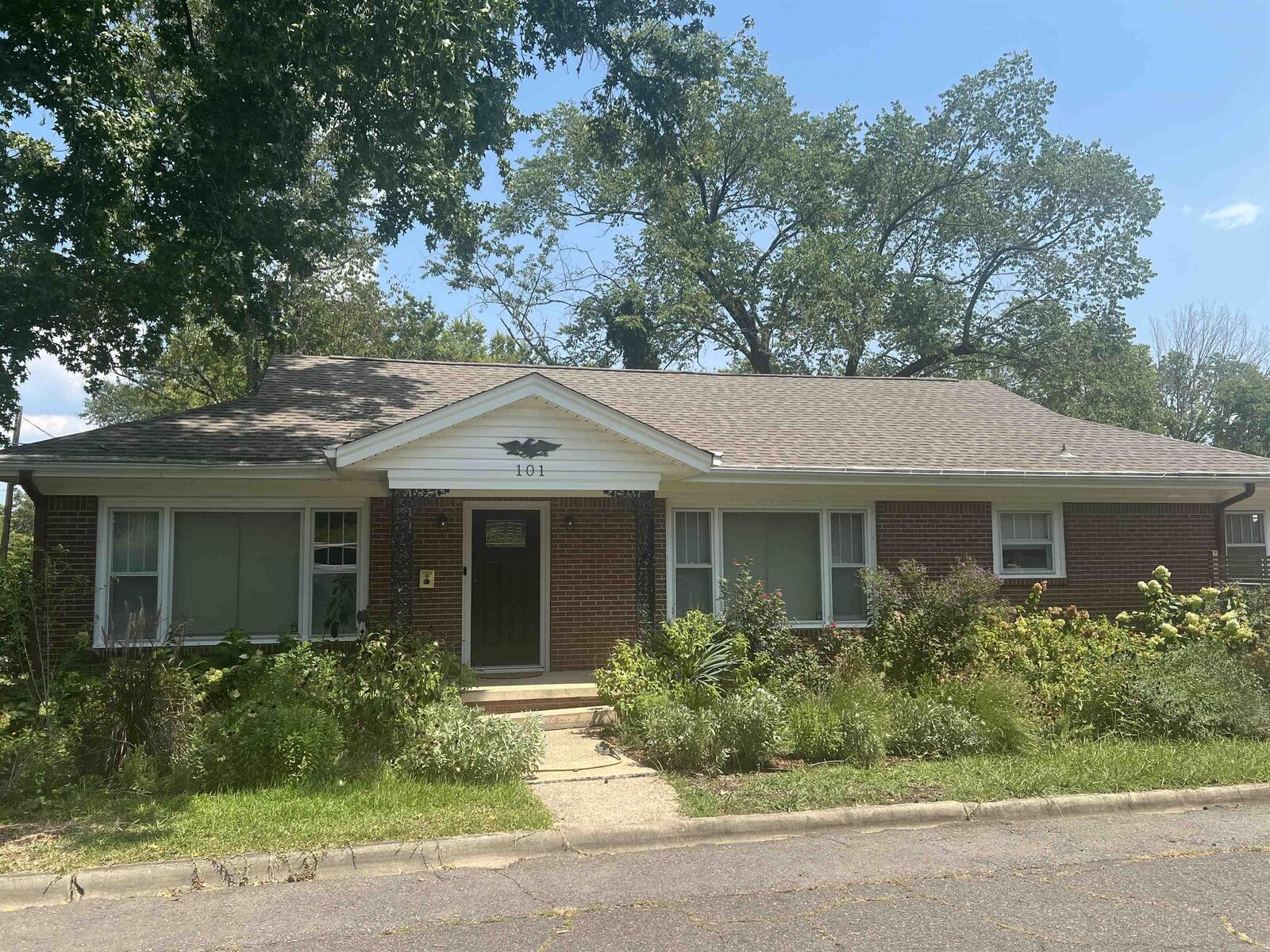Property Photo: 101 Cherokee Street AR 71901