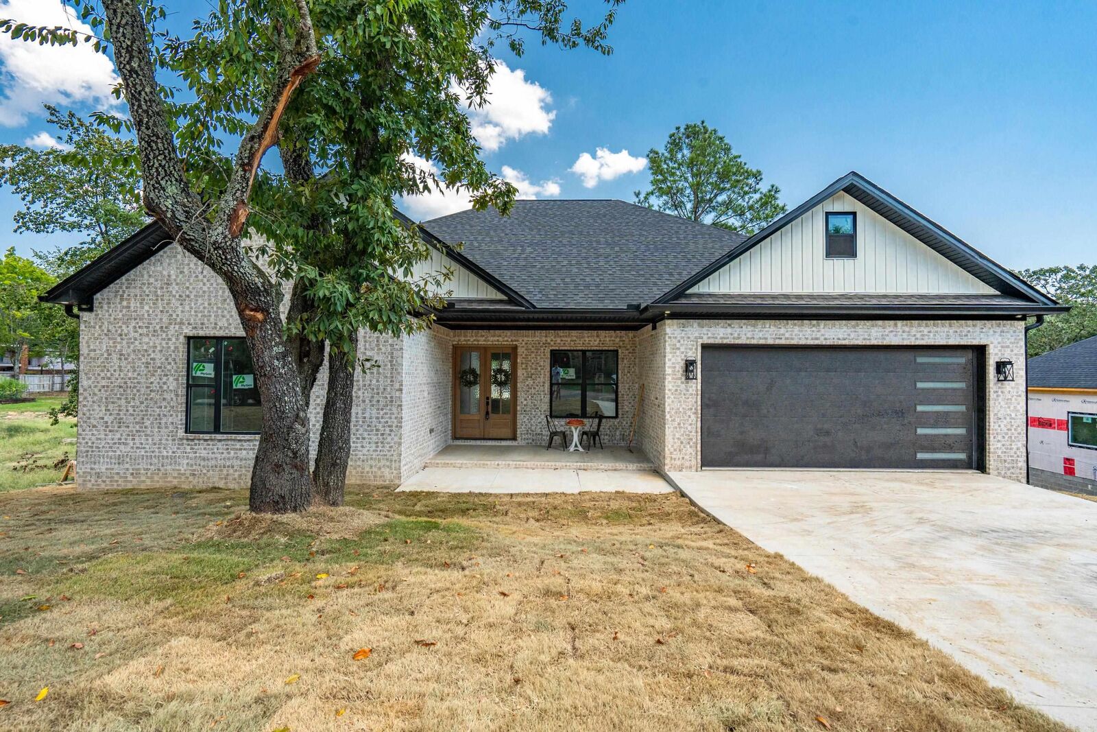 Property Photo: 232 Cromwell Court AR 71901