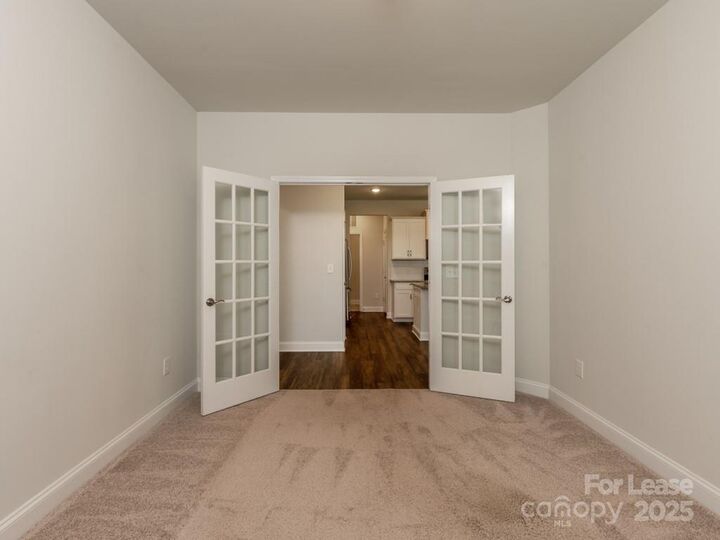 Property Photo: 4512 Grove Manor Drive NC 28173
