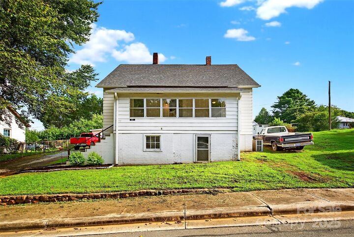 Property Photo: 87 2nd Street NC 28752