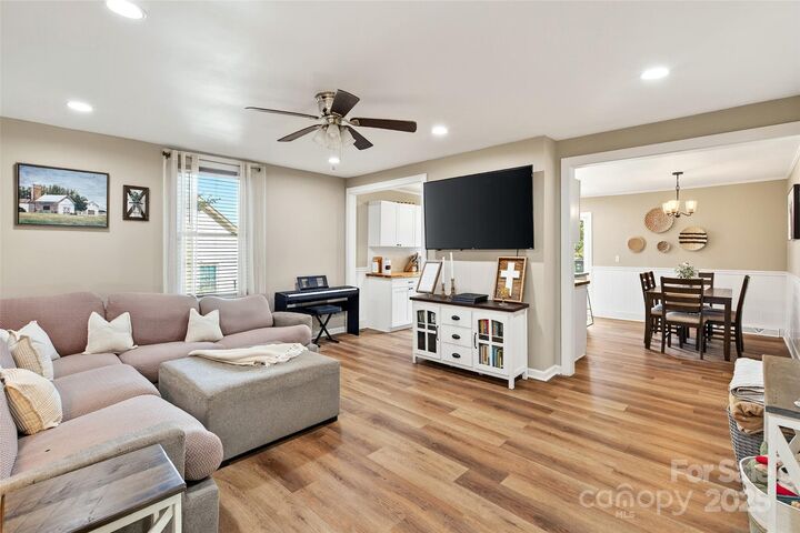 Property Photo: 87 2nd Street NC 28752