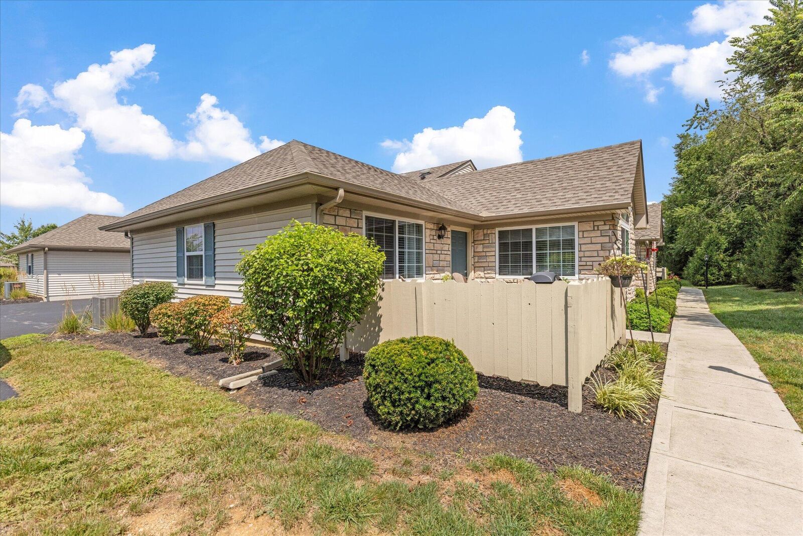 Property Photo: 136 Pioneer Circle OH 43147