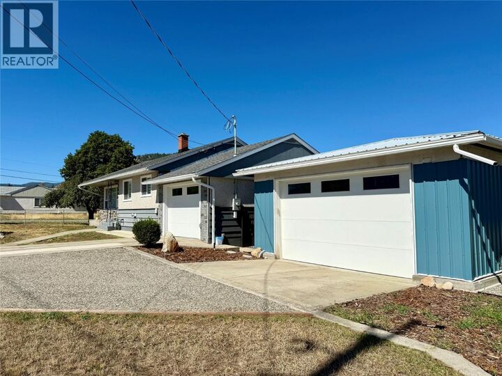 Property Photo: 1971 75 Avenue BC V0H 1H2