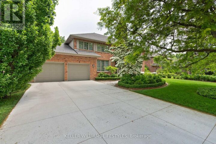 Property Photo:  95 Highland Woods Court  ON N6C 5X2 