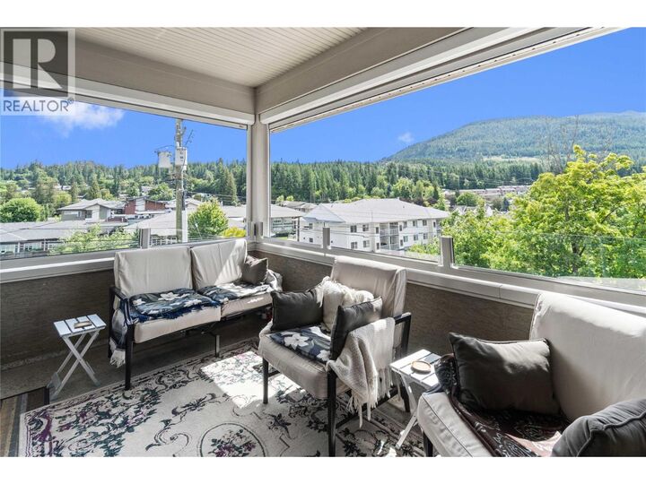 Property Photo:  611 Shuswap Street Southwest 203  BC V1E 0A2 