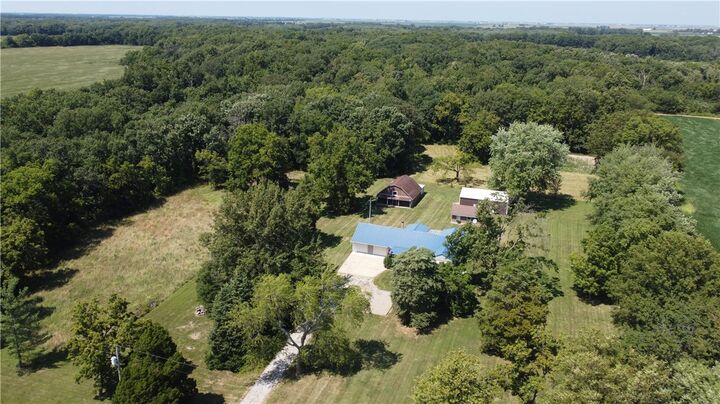 1181 E County Road 1170N  Mattoon IL 61938 photo