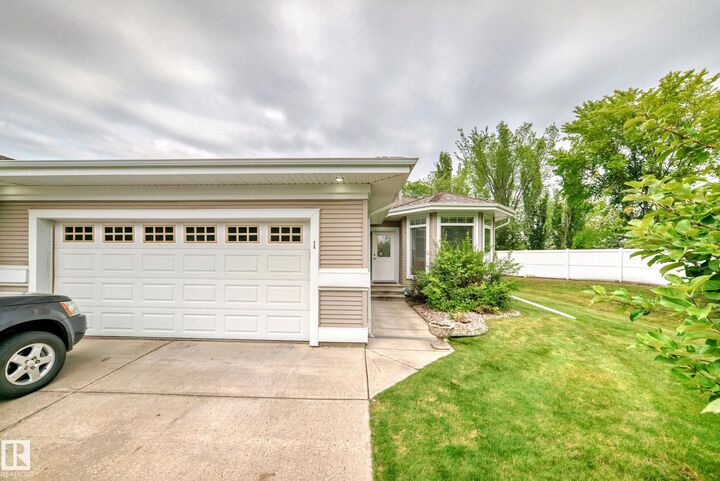 Property Photo:  1 Hendrie Drive  AB T7Z 2S4 