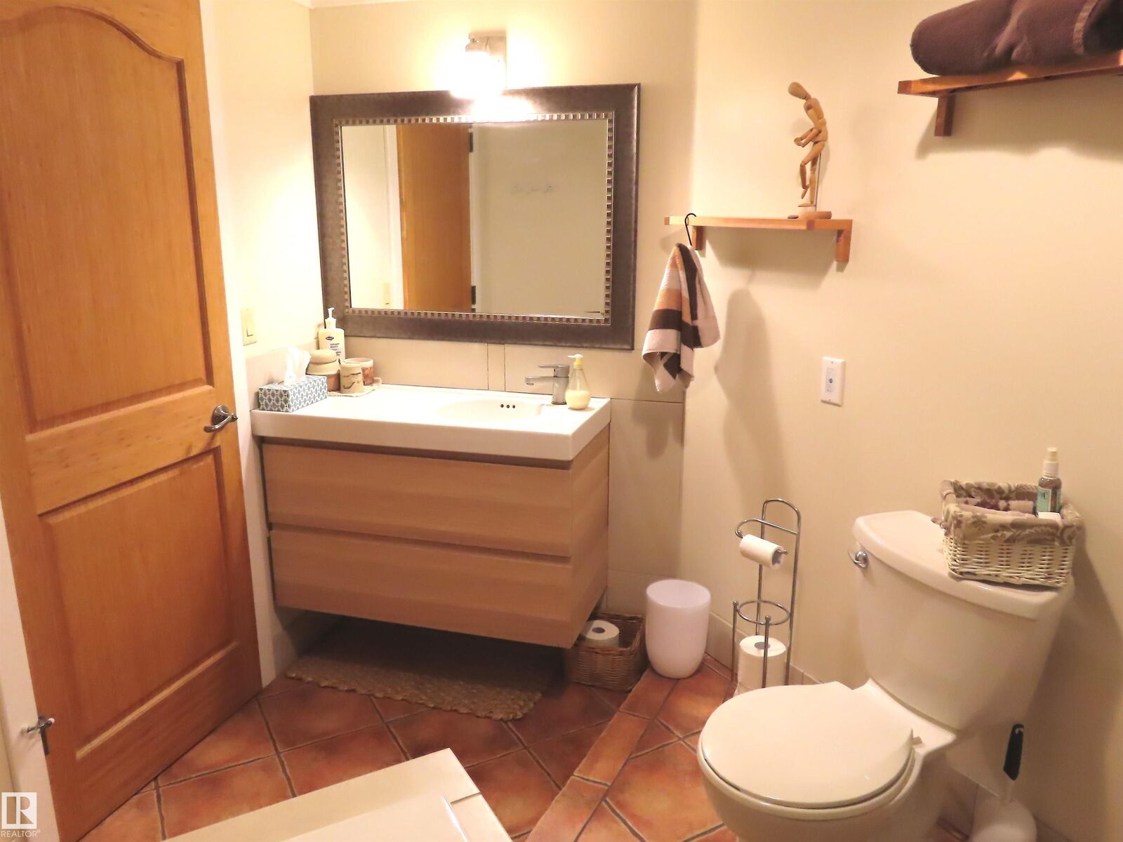 Property Photo:  8316 Hwy 16A  AB T0E 0T0 