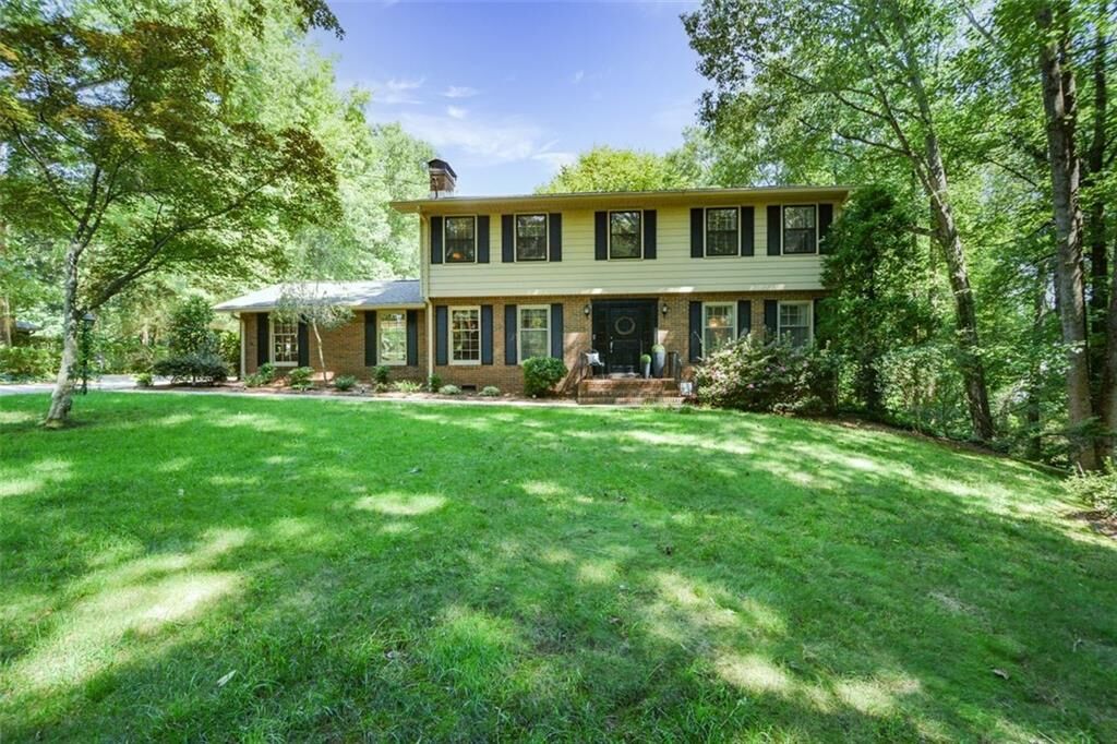 Property Photo: 6235 Cornelia Drive GA 30134