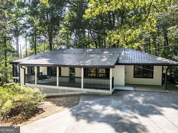 Property Photo: 3058 White Road NE GA 30012