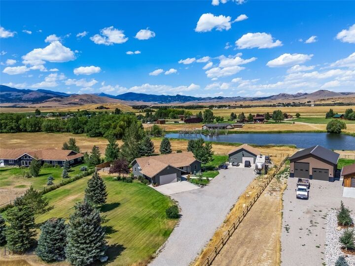 Property Photo: 39 Rainbow Loop Drive MT 59740
