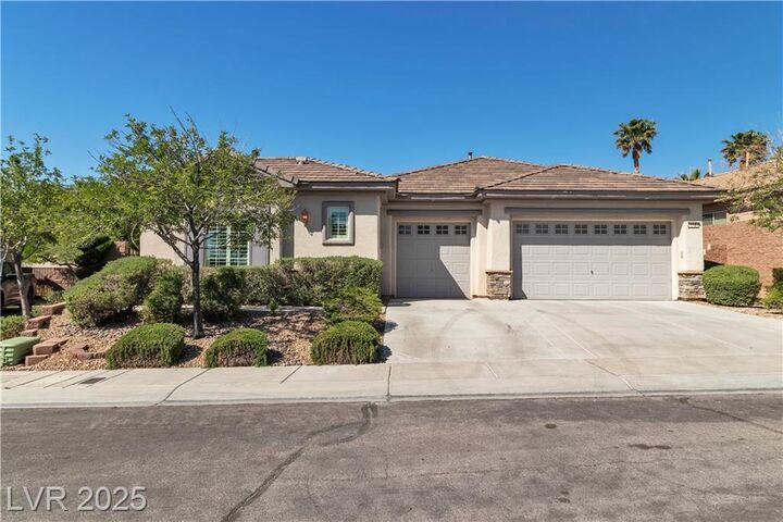 Property Photo: 11621 La Mirago Place NV 89138