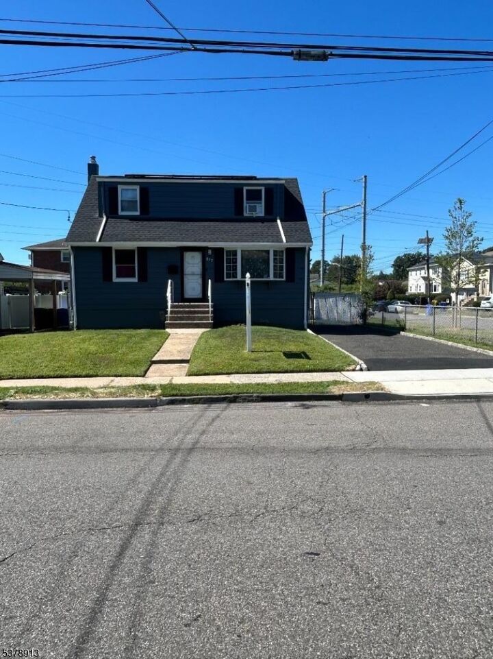 217 Chandler Ave  Linden City NJ 07036 photo