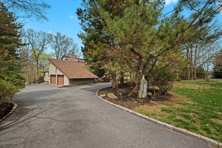 Property Photo: 9 Drummond Ter NJ 07039