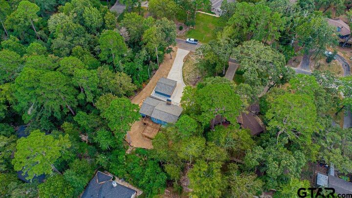 Property Photo: 309 Rosewood TX 75771