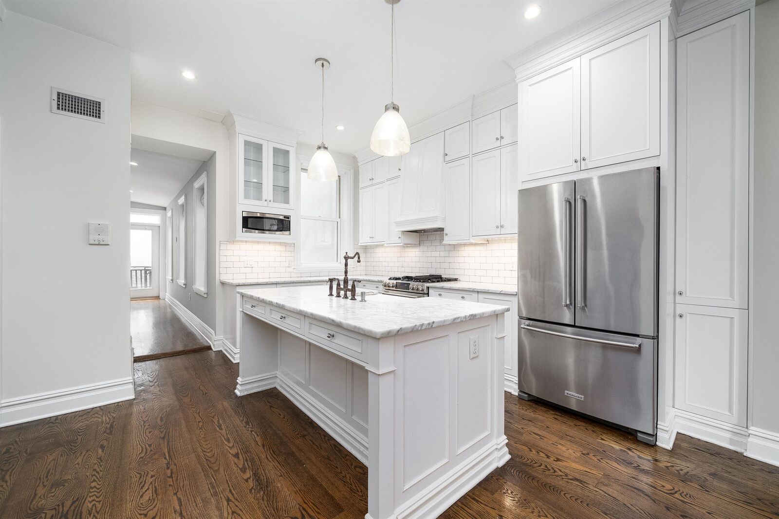 Property Photo: 702 Bloomfield St 1 NJ 07030