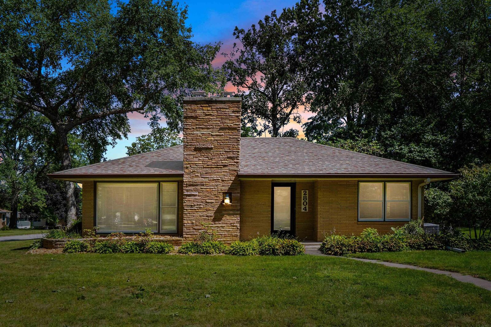Property Photo: 2804 Neola Street IA 50613