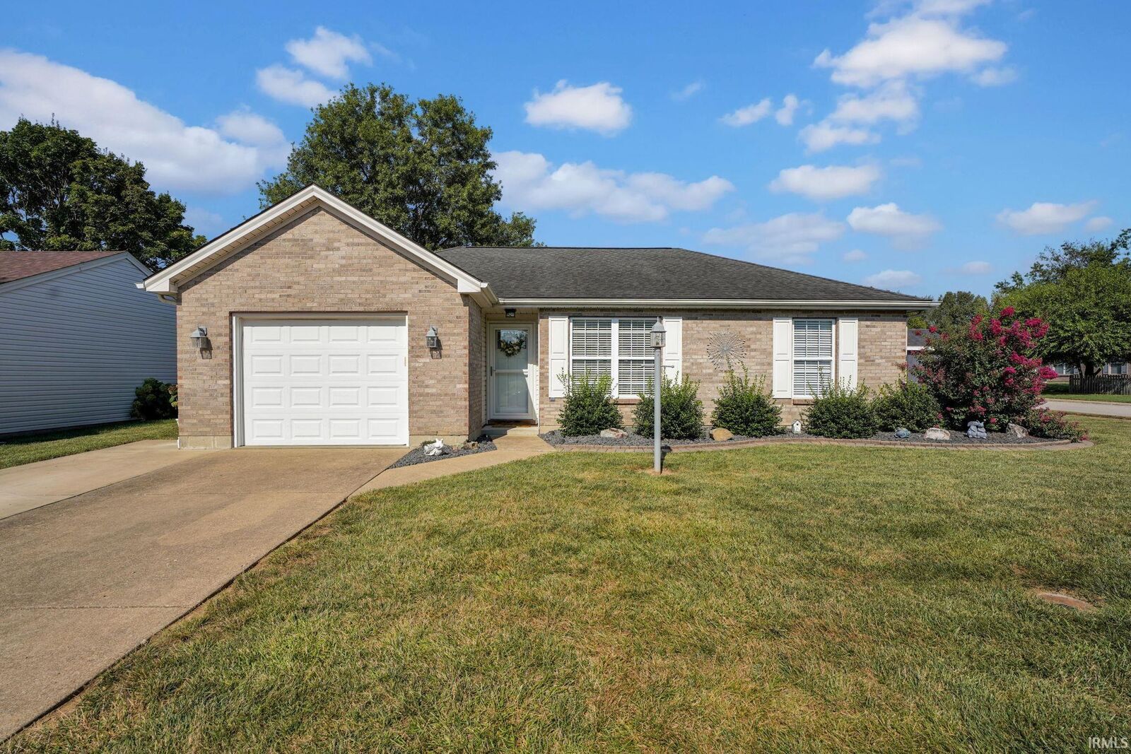 Property Photo:  1909 Seasons Ridge Boulevard  IN 47715 