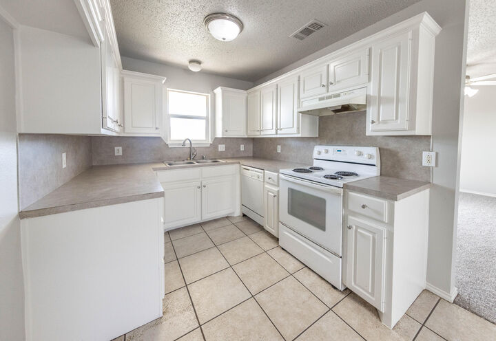 Property Photo:  5102 36th Street  TX 79414 