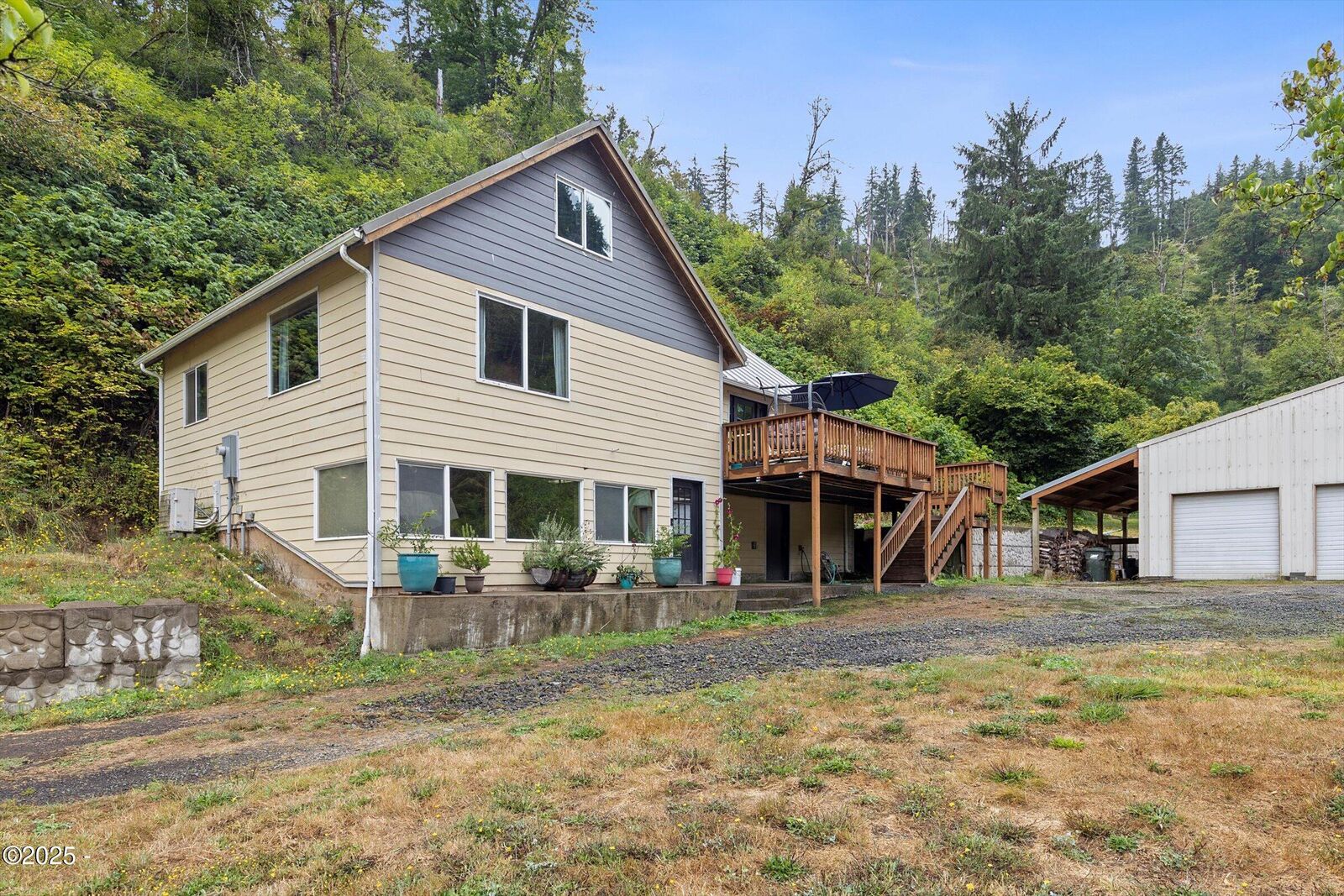 Property Photo:  1140 Hidden Valley Road  OR 97391 