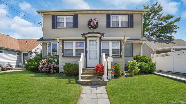 Property Photo:  153 Westend  NY 11520