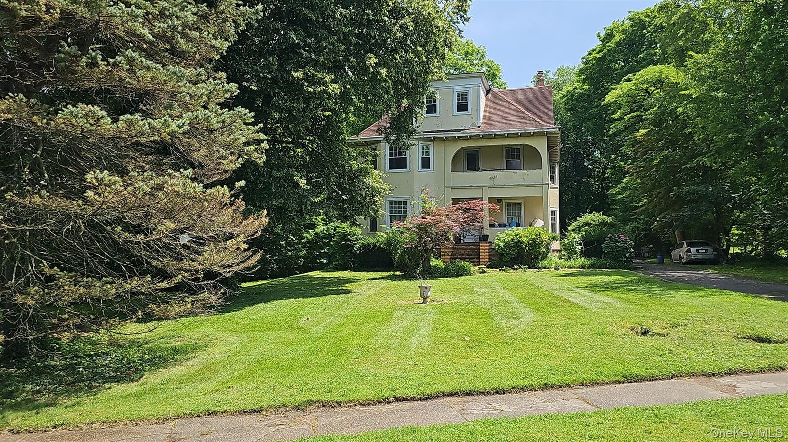 Property Photo:  7 The Boulevard  NY 10801 